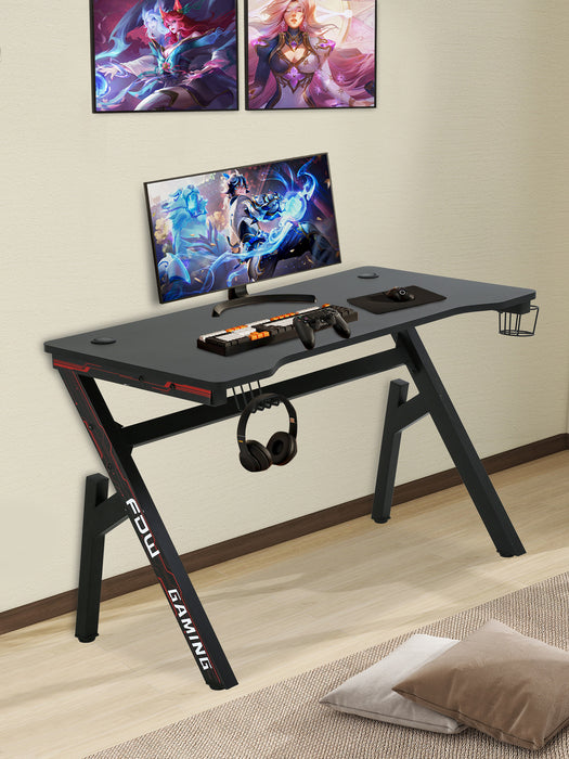 47 Inch Gaming Computer Desk Ergonomic Carbon Fiber PC Table Large Computer Desk PC Gaming Workstation Home Office Desks with Cup Holder Headphone Hook